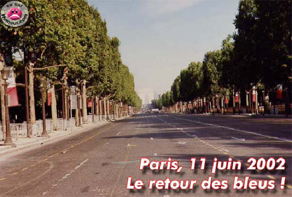 Football 2002 - Au Champs-Elyse-humourenvrac